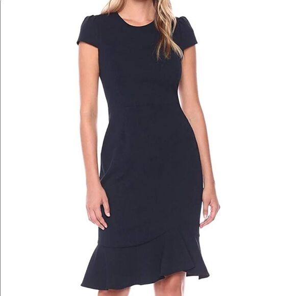 NWT! Betsy Navy Crepe Dress With Cap Sleeves and Ruffle Hem. Size 8. - Picture 3 of 8
